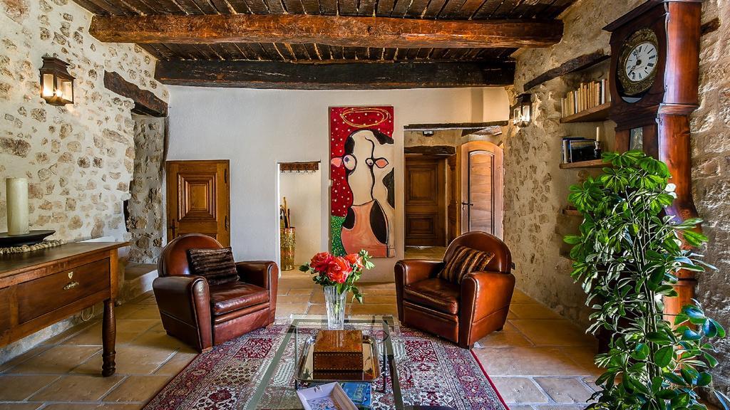 La Tour D'Enguernes Bed & Breakfast Montmeyan ภายนอก รูปภาพ